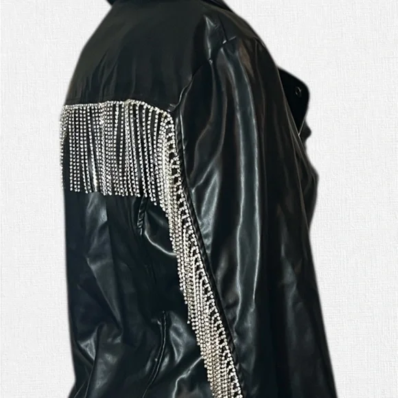 Sleek Black Leather Moto Jacket - Picture 14 of 16